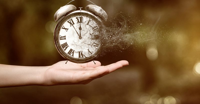 time-is-running-up-271332740-800x416